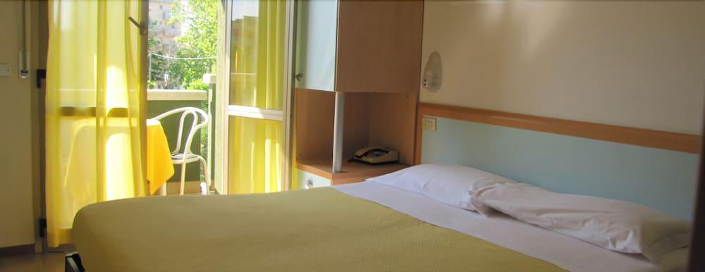 Hotel Etna - Nuova Gestione Romagnola All-Inclusive Spiaggia & Parcheggio Риччоне Экстерьер фото