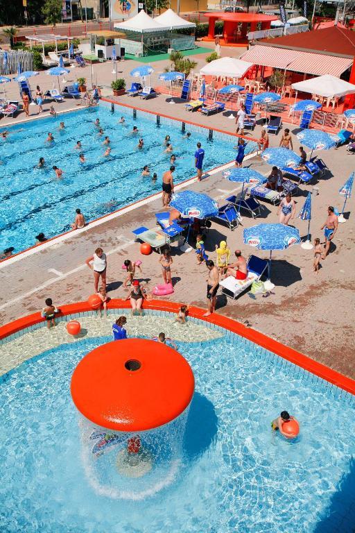 Hotel Etna - Nuova Gestione Romagnola All-Inclusive Spiaggia & Parcheggio Риччоне Экстерьер фото