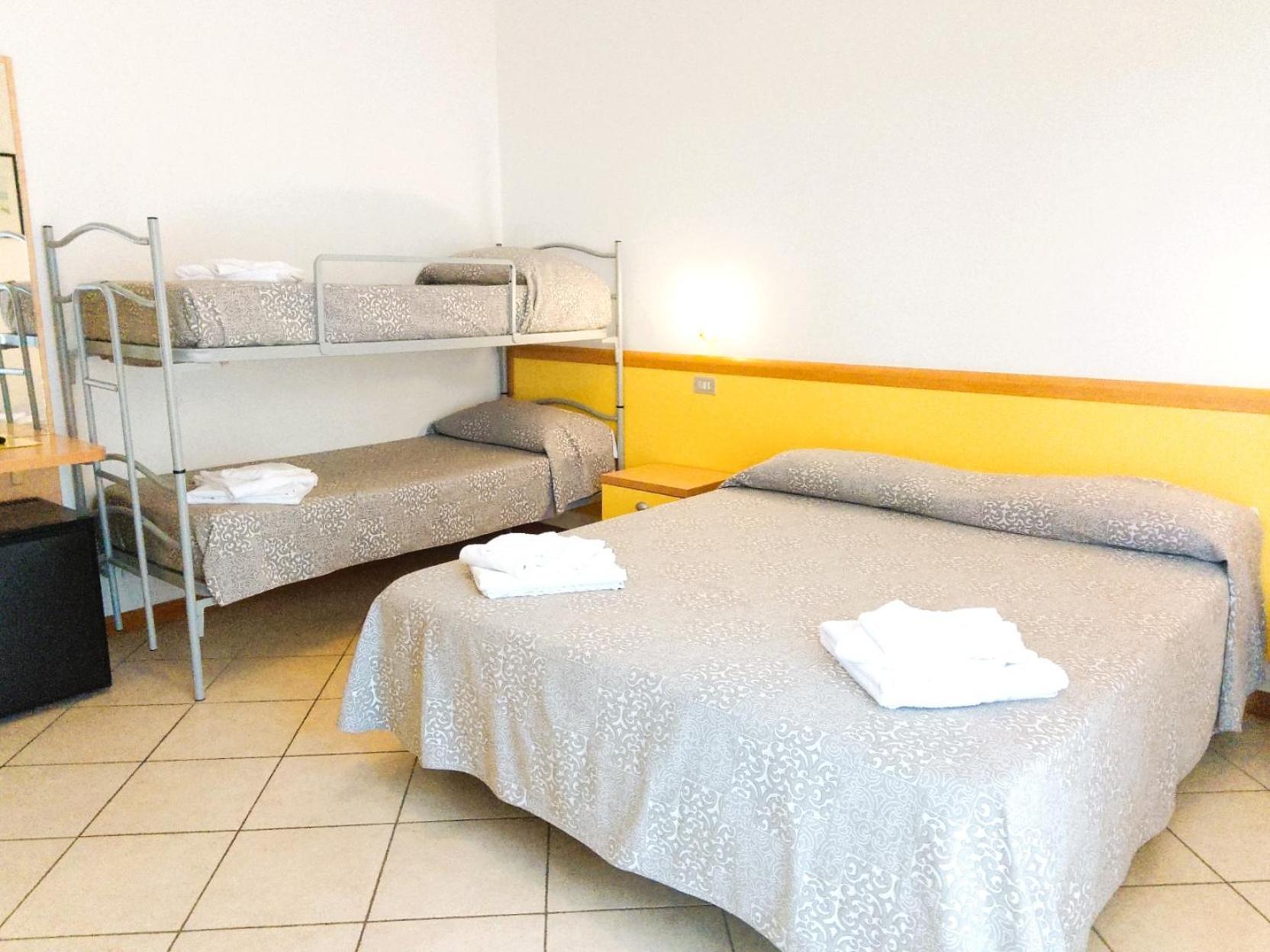 Hotel Etna - Nuova Gestione Romagnola All-Inclusive Spiaggia & Parcheggio Риччоне Экстерьер фото