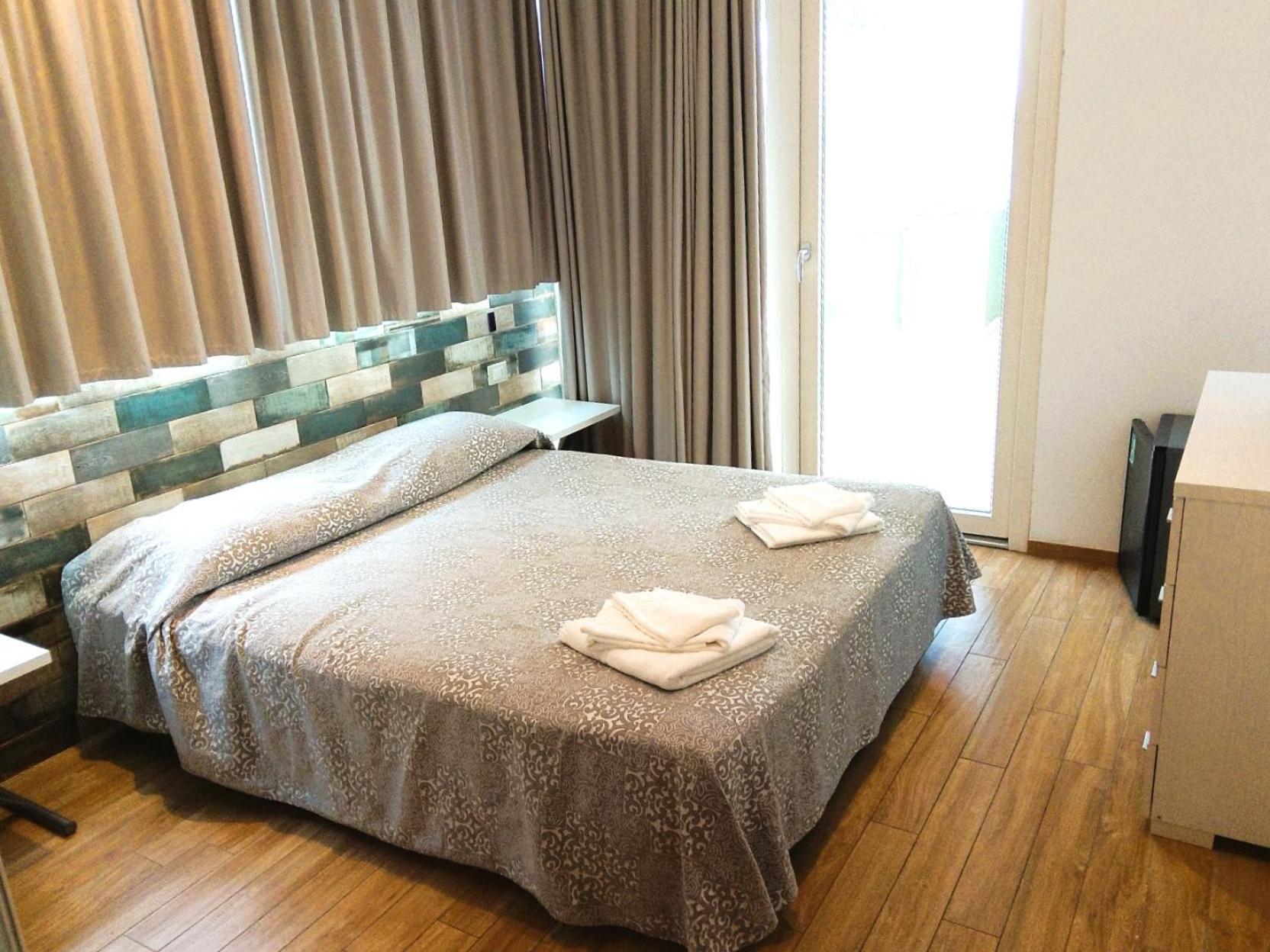 Hotel Etna - Nuova Gestione Romagnola All-Inclusive Spiaggia & Parcheggio Риччоне Экстерьер фото